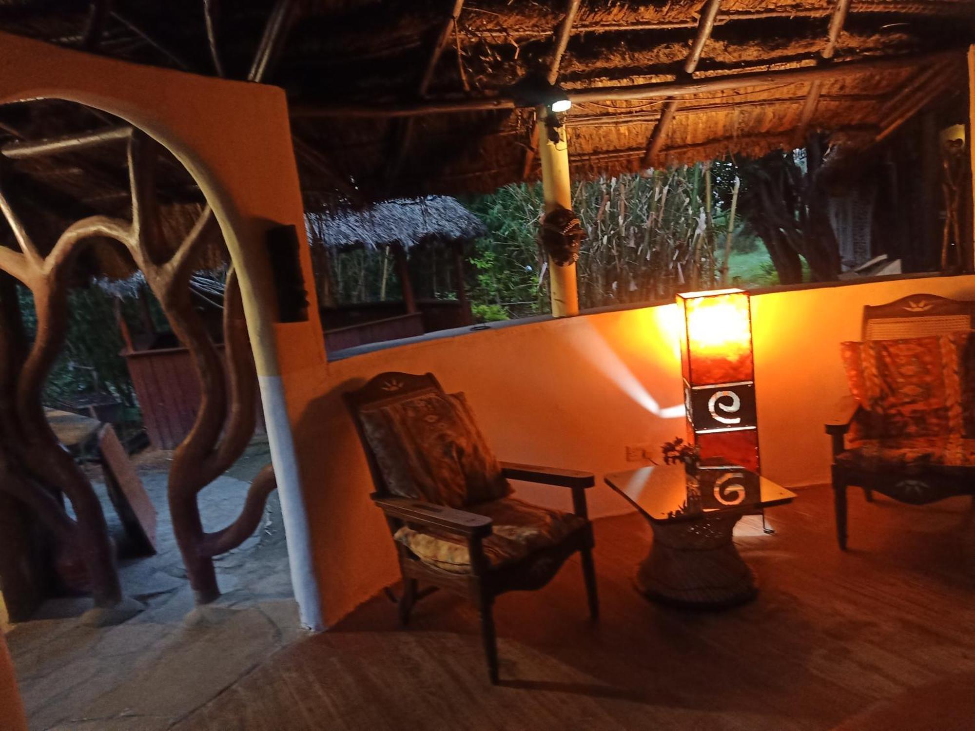 The Great Circle Lodge 纳纽基 外观 照片